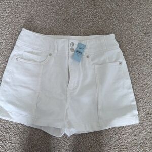 LOFT White Women Shorts Size 26/2 Petite